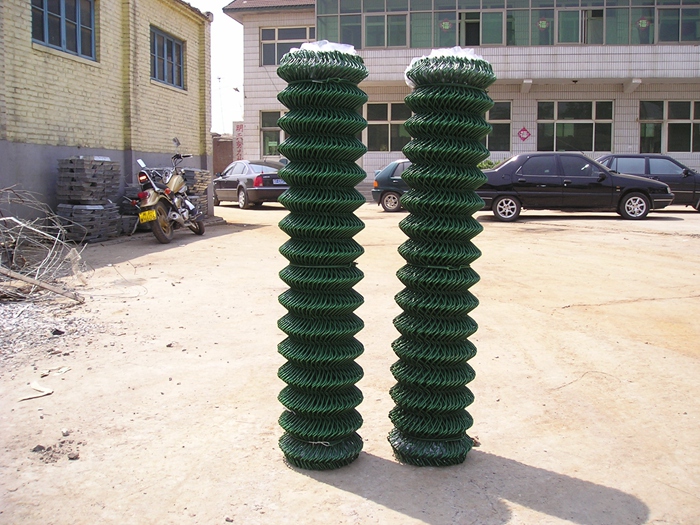 chain link fence